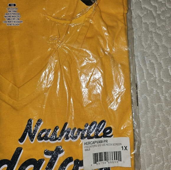 Nashville Predators Sparkle Tee Womens - Picture 2 of 3